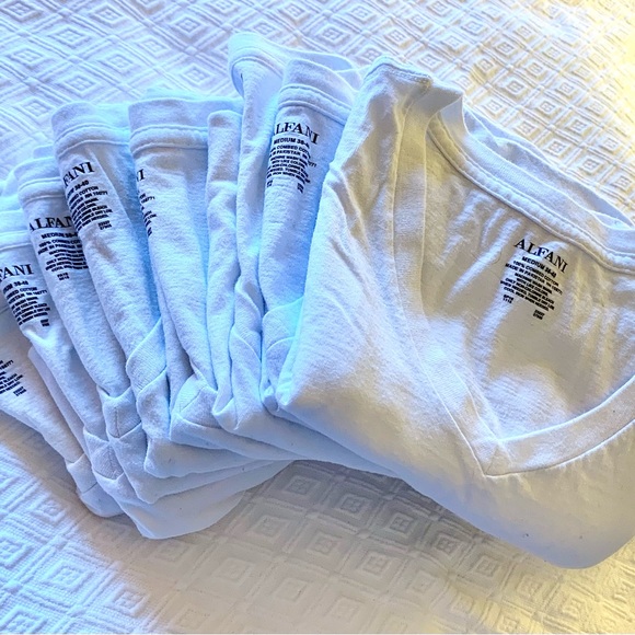 Alfani Mens Basic Combed Cotton V-Neck T-Shirt. - Picture 4 of 5